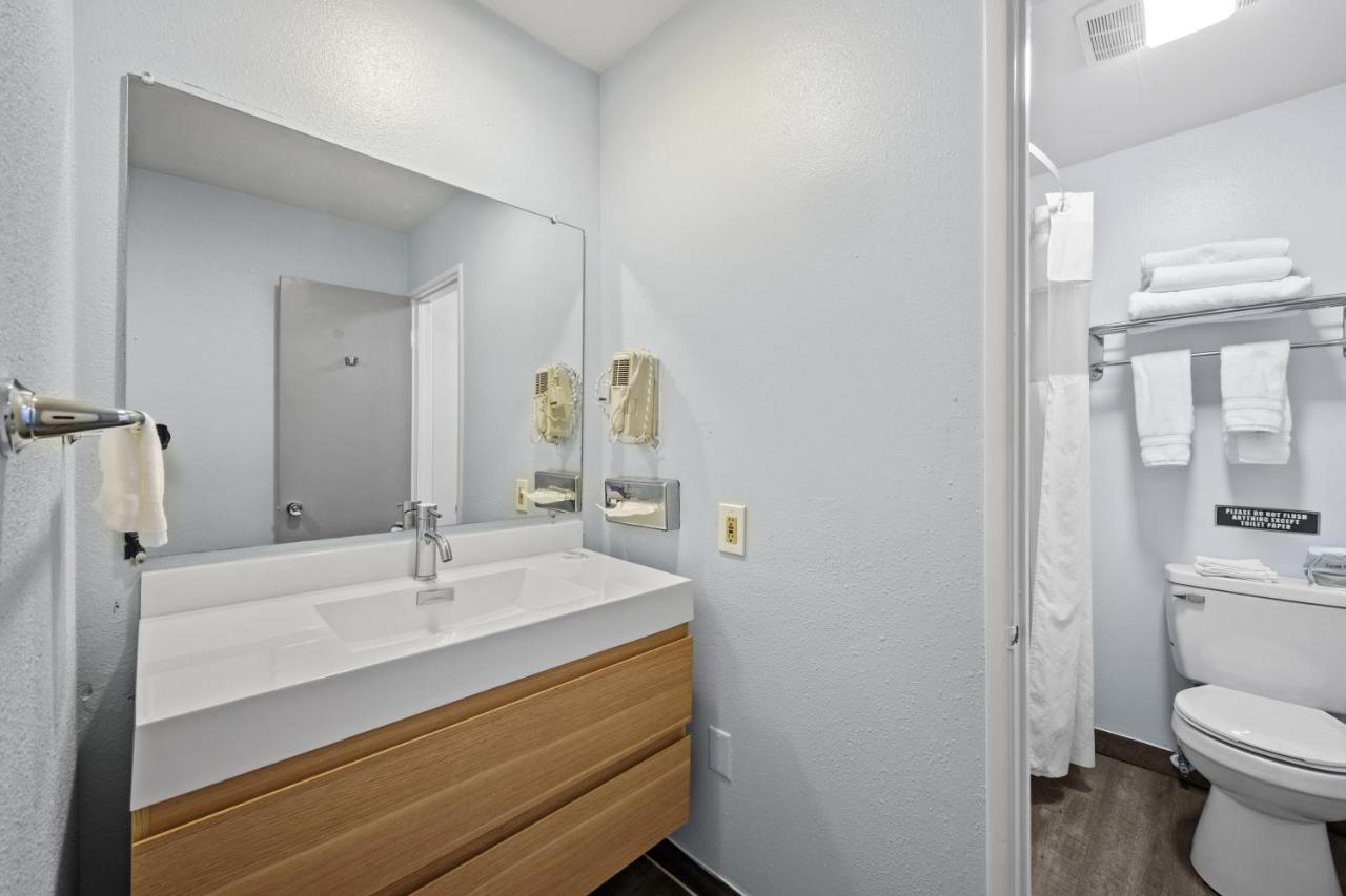 Sol Springs Inn Cathedral City Extérieur photo